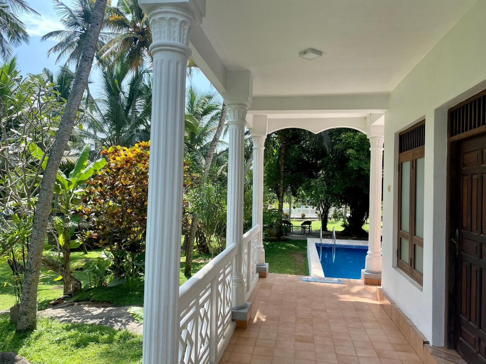 Villa Balapitiya Beach Buitenkant foto